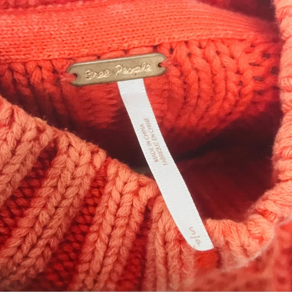 Free People sweetheart pullover Knit Sweater - Red love glare size small